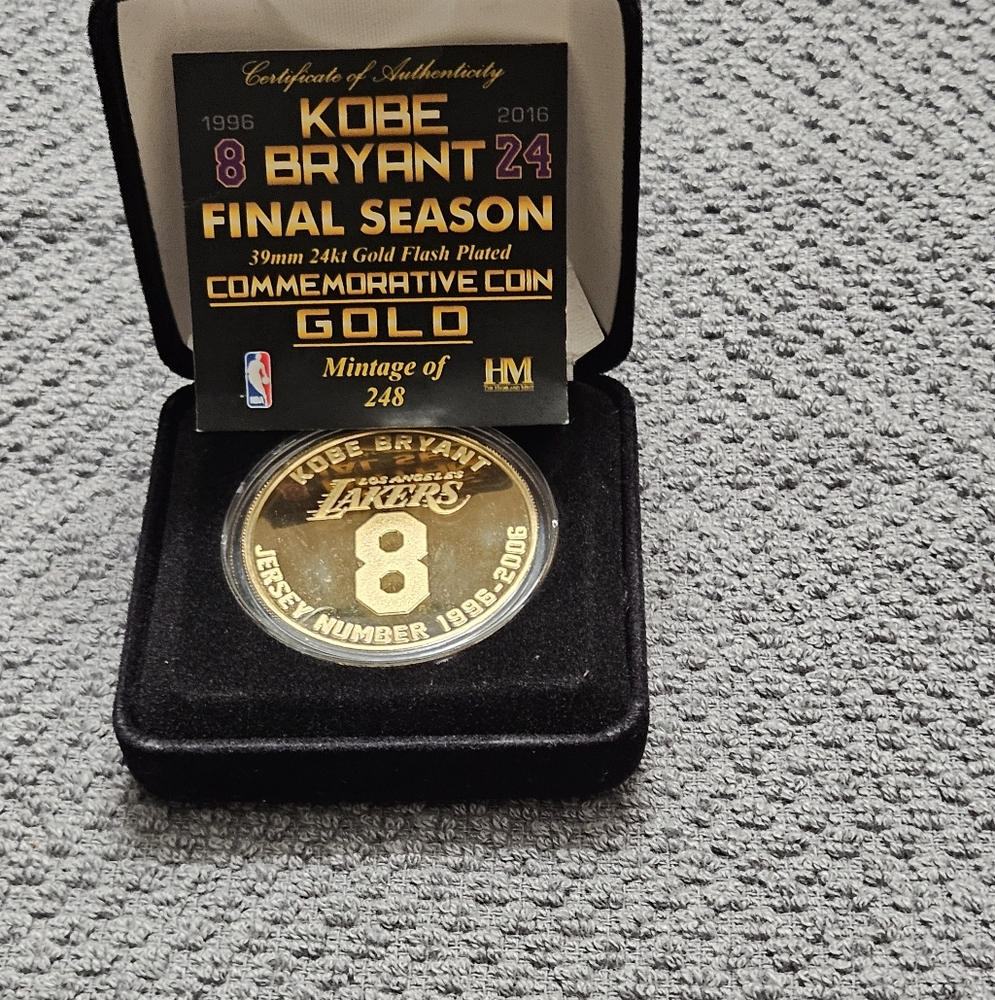 Kobe BRYANT Final Season / Game Gold Commemorative Coin